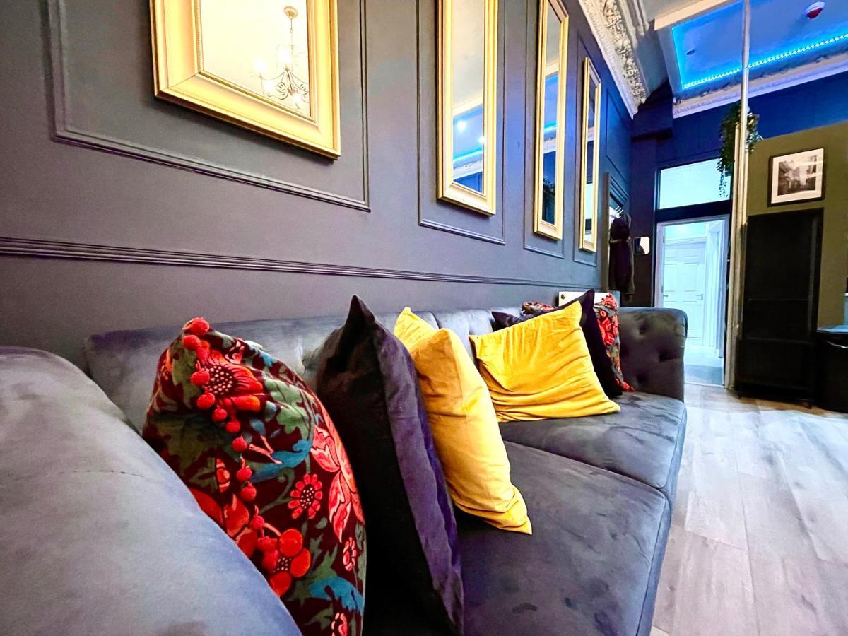 Adeamstays Provides Beautiful Centrally Located 1 And 2 Bed Apartments On Liverpools Boulevard Exterior foto