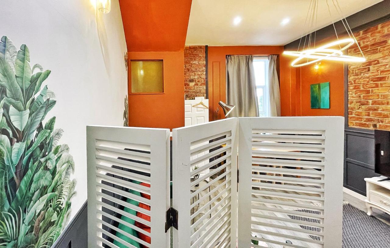 Adeamstays Provides Beautiful Centrally Located 1 And 2 Bed Apartments On Liverpools Boulevard Exterior foto